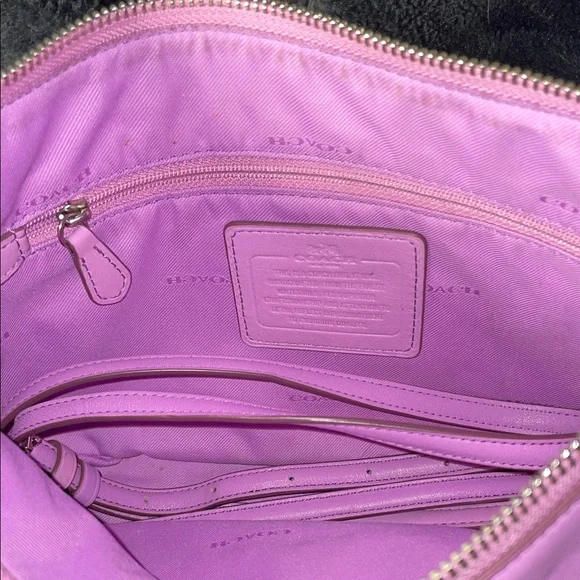 Coach Light Purple Leather Shoulder Bag - Picture 2 of 6